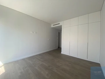 Apartamento T2 para Venda em Carcavelos e Parede