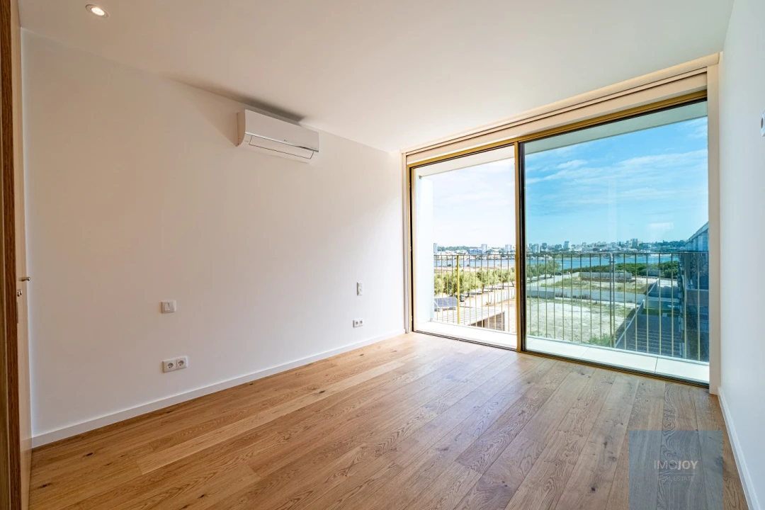 Apartamento T3 para Venda em Canidelo Foto 11