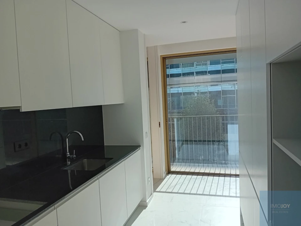 Apartamento T3 para Venda em Canidelo Foto 3