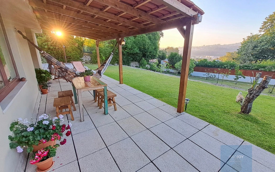 Moradia T4 para Venda em Santa Maria e São Miguel, São Martinho, São Pedro Penaferrim Foto 24