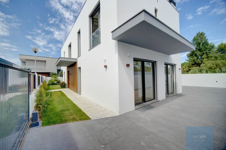 Moradia T4 para Venda em Cascais e Estoril Foto 4