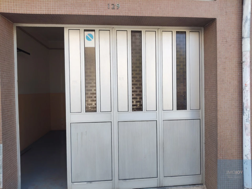 Apartamento T1 para Venda em Campanhã Foto 12