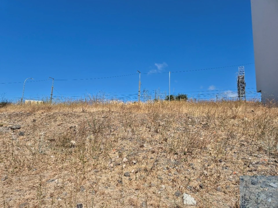 Terreno para Venda em Venteira Foto 4