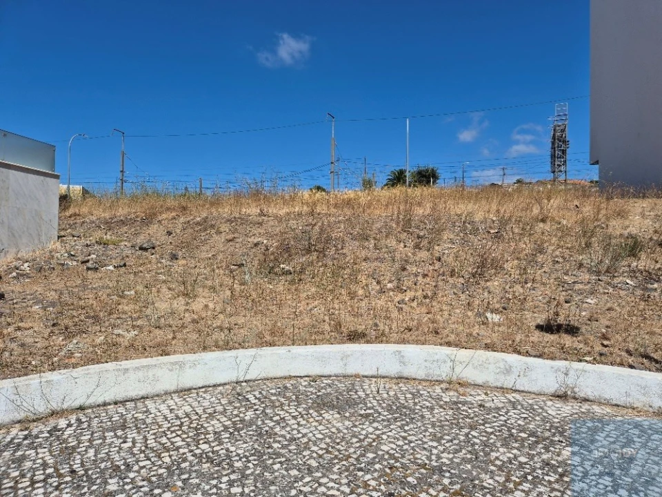 Terreno para Venda em Venteira Foto 15