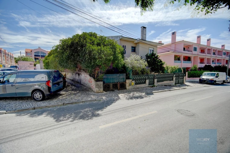 Moradia T4 para Venda em Alcabideche Foto 25