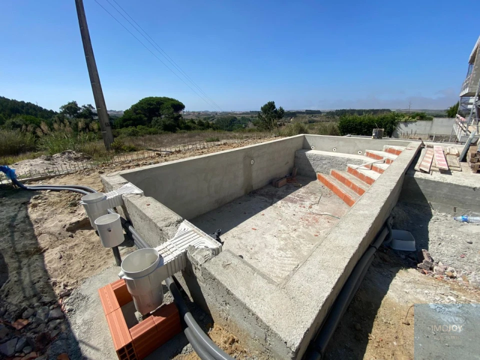 Moradia T4 para Venda em Atouguia da Baleia Foto 14