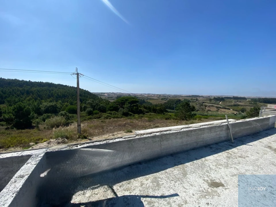 Moradia T4 para Venda em Atouguia da Baleia Foto 22