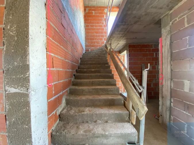 Moradia T4 para Venda em Atouguia da Baleia Foto 11