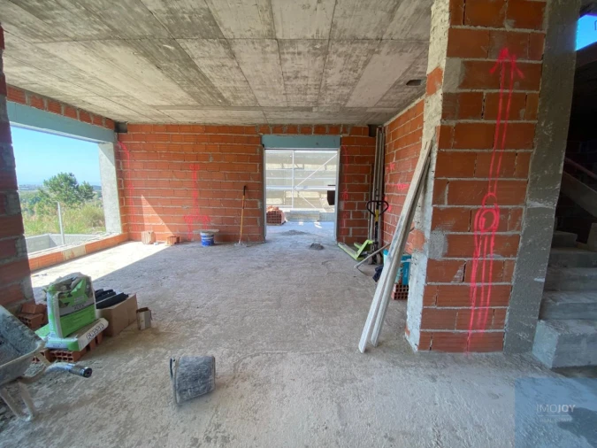 Moradia T4 para Venda em Atouguia da Baleia Foto 16