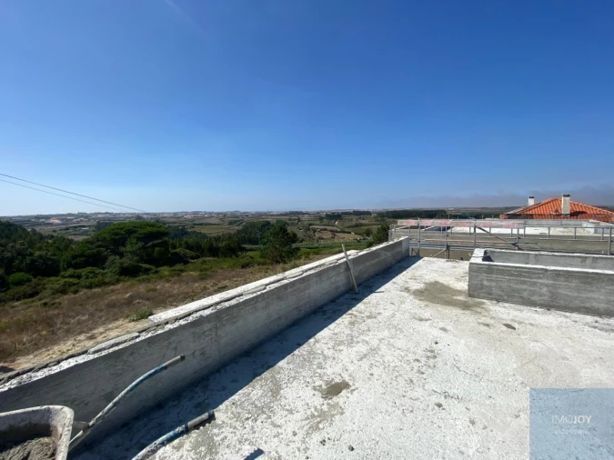 Moradia T4 para Venda em Atouguia da Baleia Foto 21