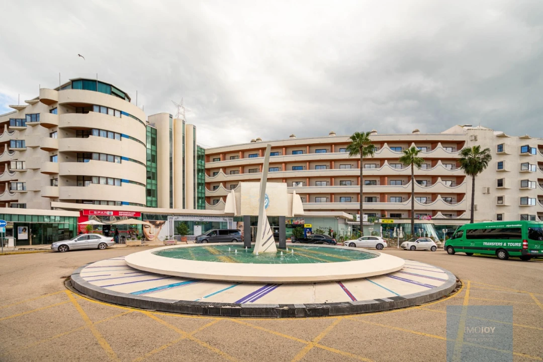Apartamento T1 para Venda em Albufeira e Olhos de Água Foto 37