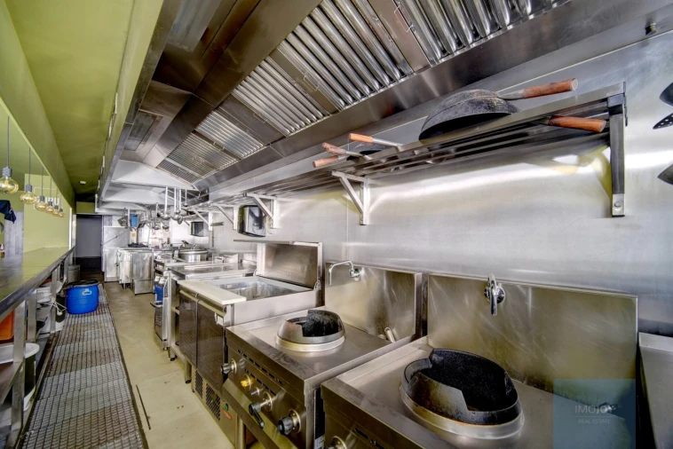 Loja para Arrendamento em Misericórdia Foto 9