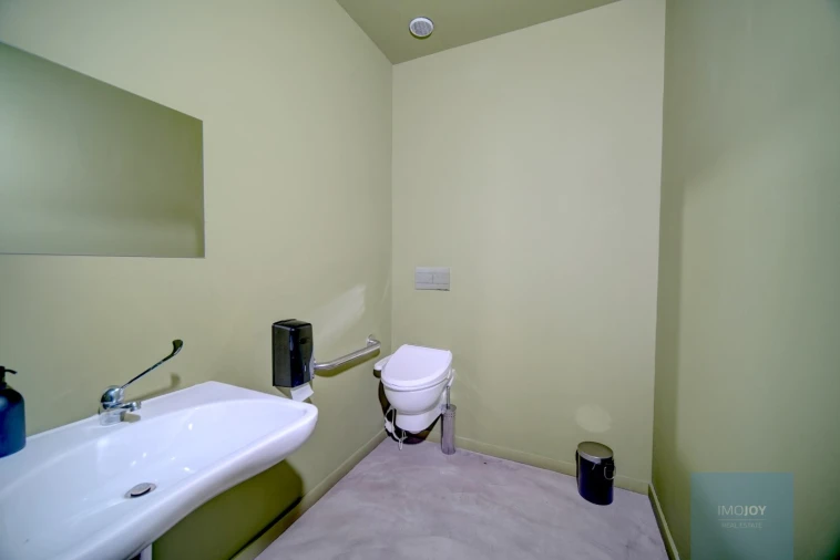 Loja para Arrendamento em Misericórdia Foto 13