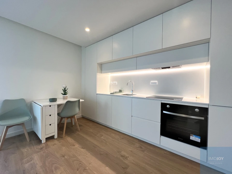 Apartamento T1 para Arrendamento em Paranhos Foto 13
