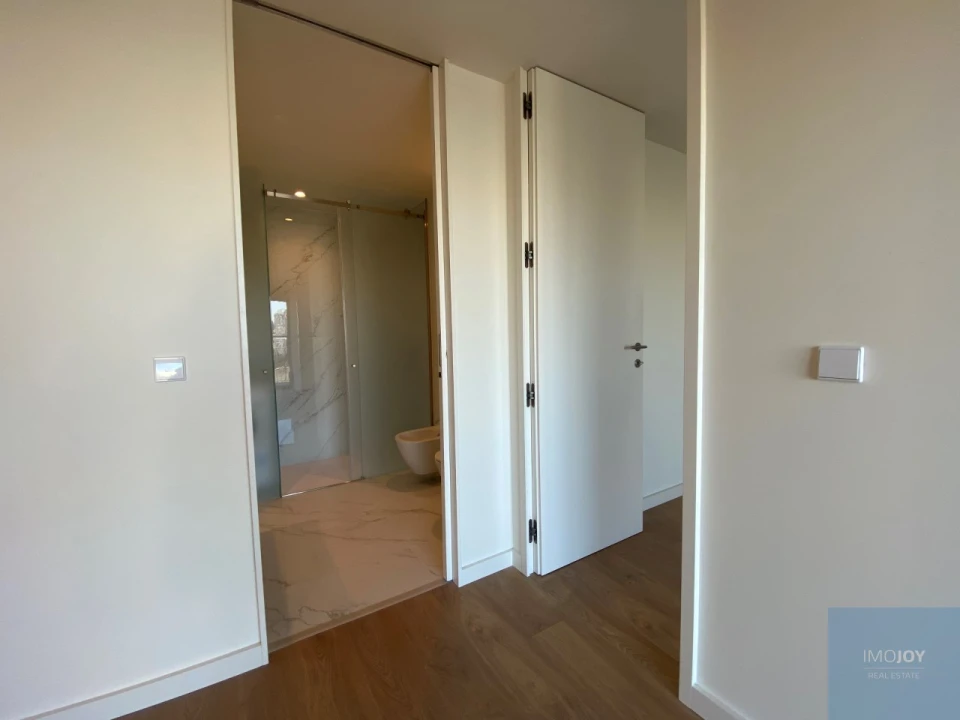 Apartamento T1 para Arrendamento em Paranhos Foto 14