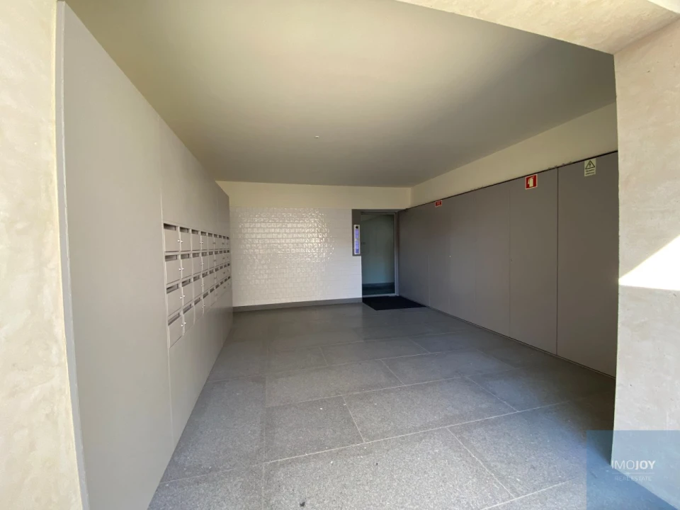 Apartamento T1 para Arrendamento em Paranhos Foto 20