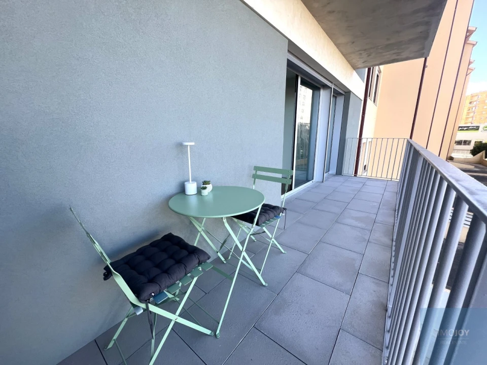 Apartamento T1 para Arrendamento em Paranhos Foto 22