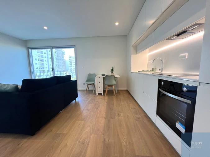 Apartamento T1 para Arrendamento em Paranhos Foto 12