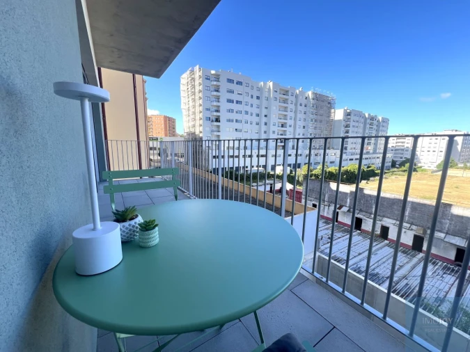 Apartamento T1 para Arrendamento em Paranhos Foto 23