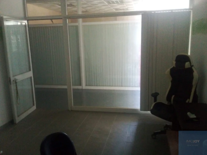 Loja para Arrendamento em Samouco Foto 2