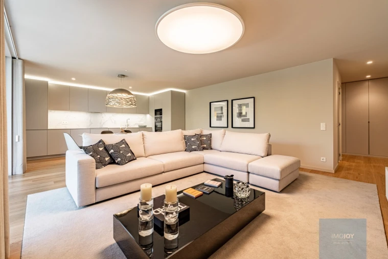 Apartamento T4 para Venda em Santa Marinha e São Pedro da Afurada Foto 4