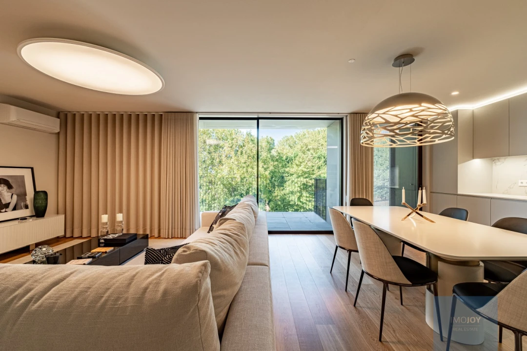 Apartamento T4 para Venda em Santa Marinha e São Pedro da Afurada Foto 2