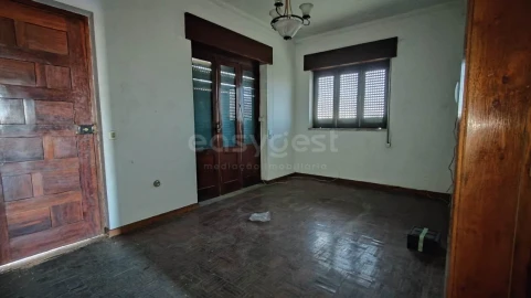 Moradia T6 para Venda em Golegã