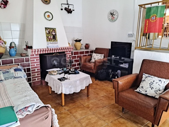 Quinta T4 para Venda em Martim Longo Foto 8