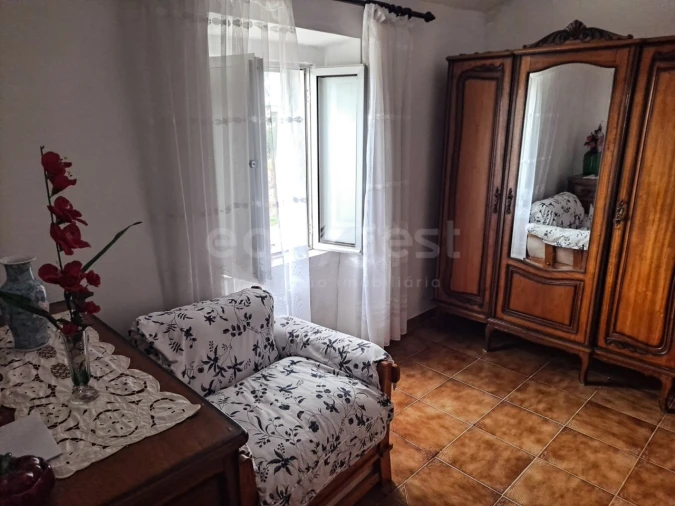 Quinta T4 para Venda em Martim Longo Foto 14