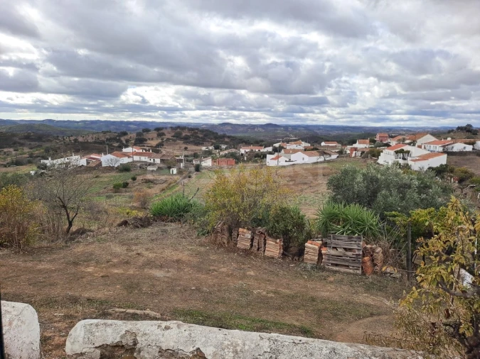 Quinta T4 para Venda em Martim Longo Foto 24