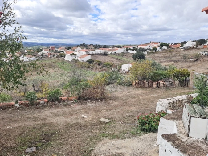 Quinta T4 para Venda em Martim Longo Foto 30