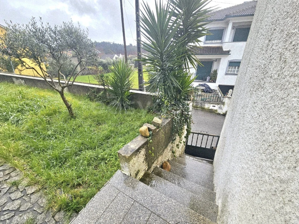 Moradia T3 para Venda em Satão Foto 20