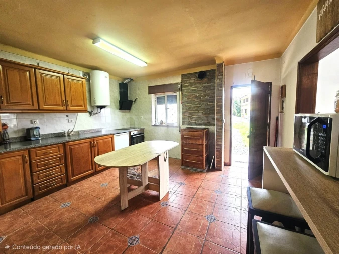 Moradia T3 para Venda em Satão Foto 4