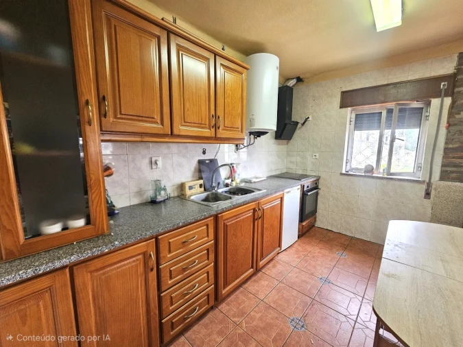 Moradia T3 para Venda em Satão Foto 5