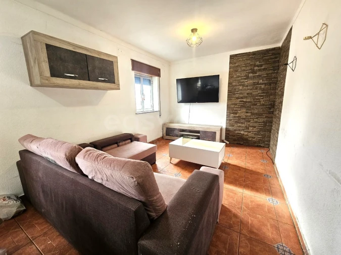 Moradia T3 para Venda em Satão Foto 8