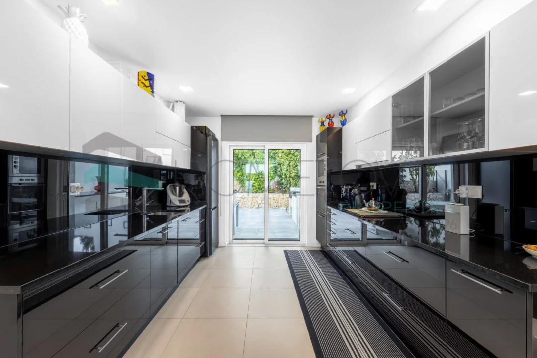 Moradia T3 para Venda em Albufeira e Olhos de Água Foto 4