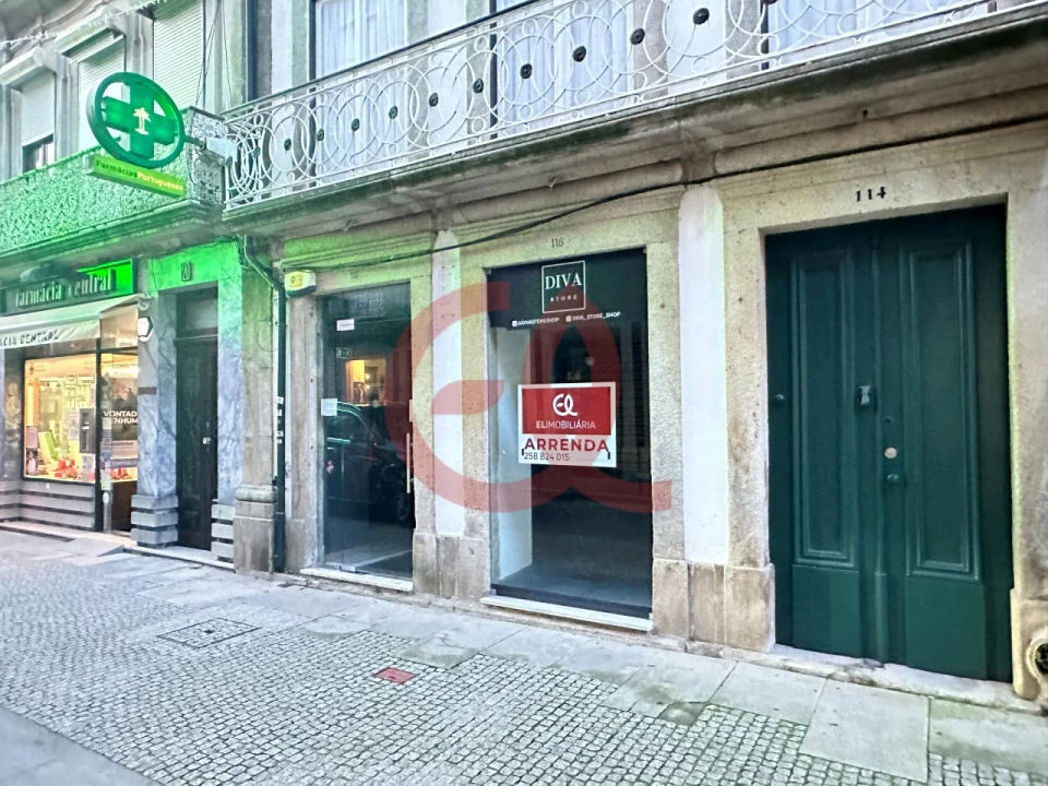 Loja para Arrendamento em Santa Maria Maior e Monserrate e Meadela Foto 1