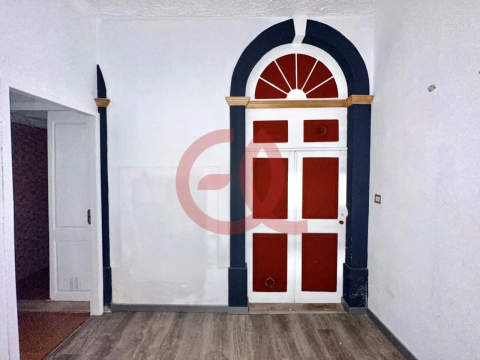 Loja para Arrendamento em Santa Maria Maior e Monserrate e Meadela Foto 9