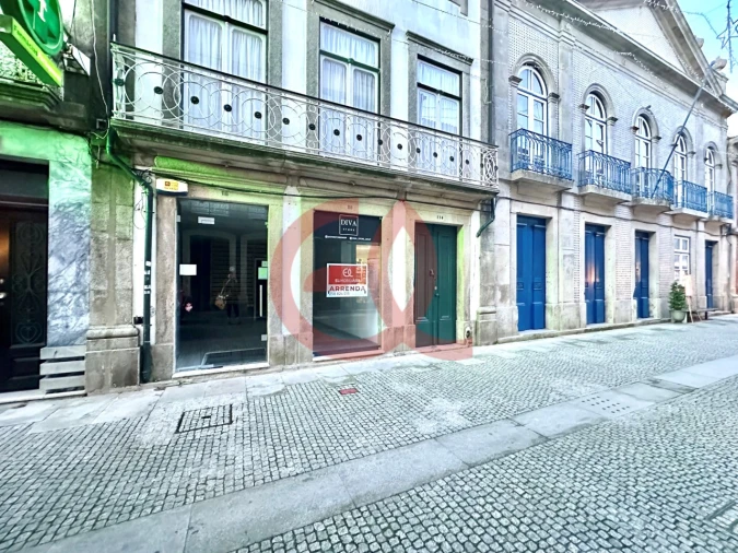 Loja para Arrendamento em Santa Maria Maior e Monserrate e Meadela Foto 3