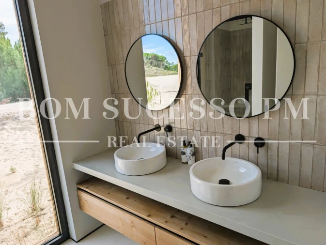 Moradia T1 para Venda em Vau Foto 9