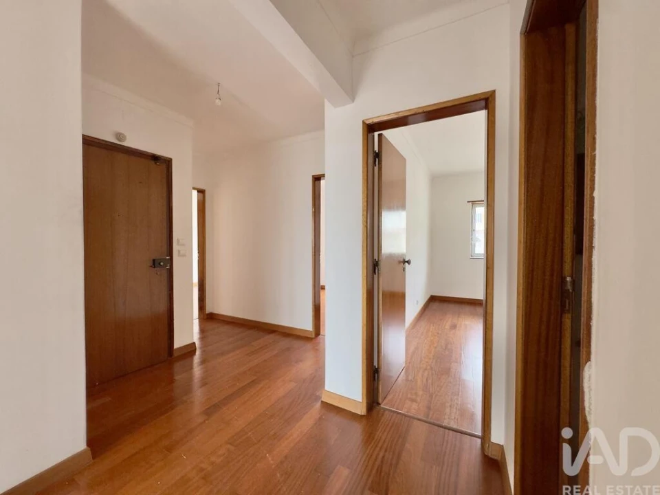 Apartamento T3 para Venda em Samora Correia Foto 5