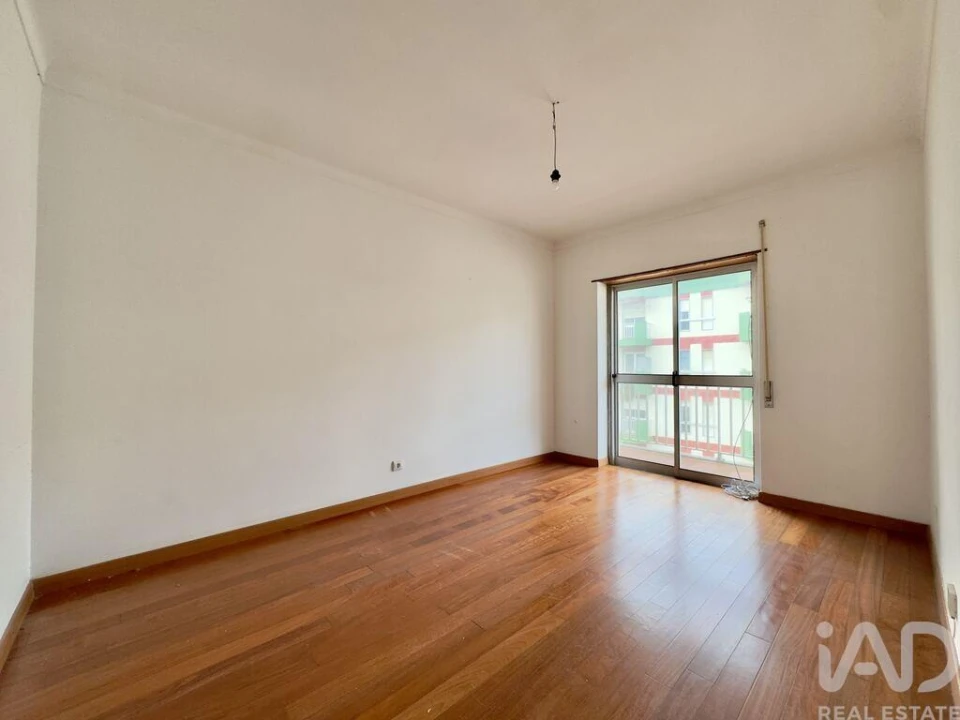 Apartamento T3 para Venda em Samora Correia Foto 6