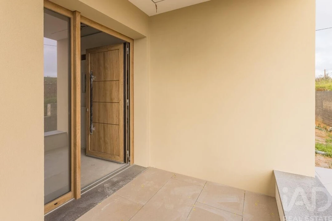 Moradia T4 para Venda em Ponte do Rol Foto 13