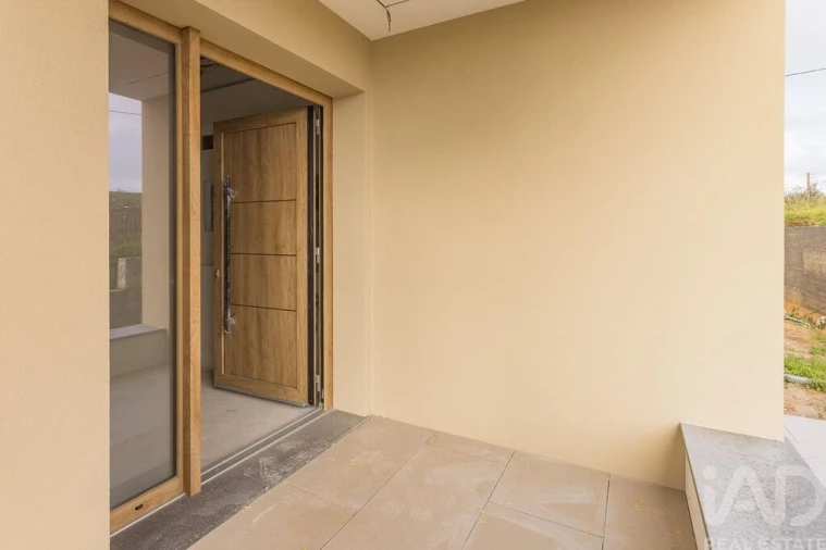 Moradia T4 para Venda em Ponte do Rol Foto 13