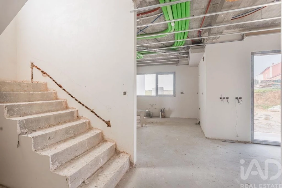 Moradia T4 para Venda em Ponte do Rol Foto 18