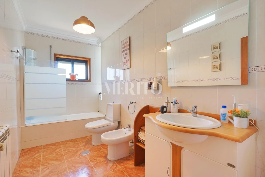 Moradia T4 para Venda em Rio Tinto Foto 22