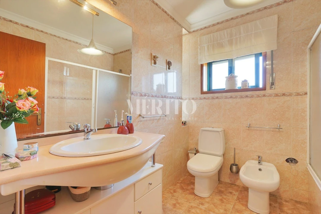 Moradia T4 para Venda em Rio Tinto Foto 21