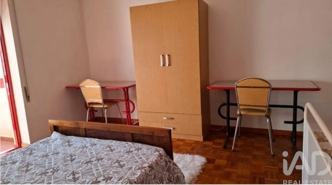 Apartamento T3 para Venda em Sé, Santa Maria e Meixedo Foto 20