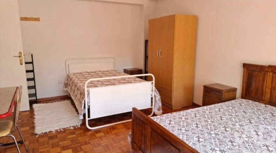 Apartamento T3 para Venda em Sé, Santa Maria e Meixedo Foto 19