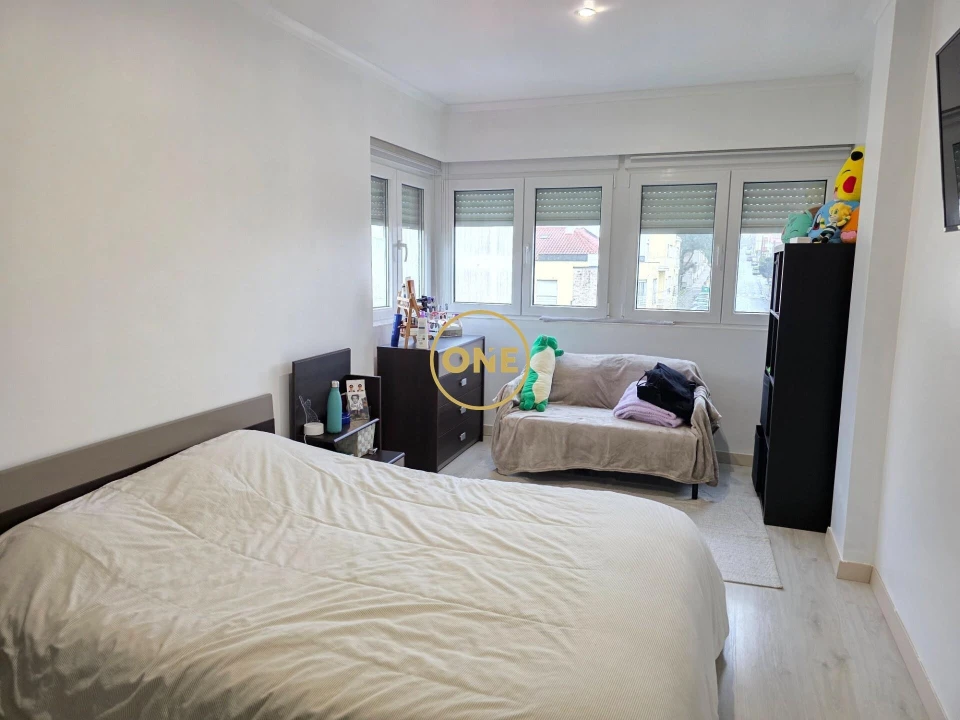 Apartamento T2 para Venda em Agualva e Mira-Sintra Foto 31